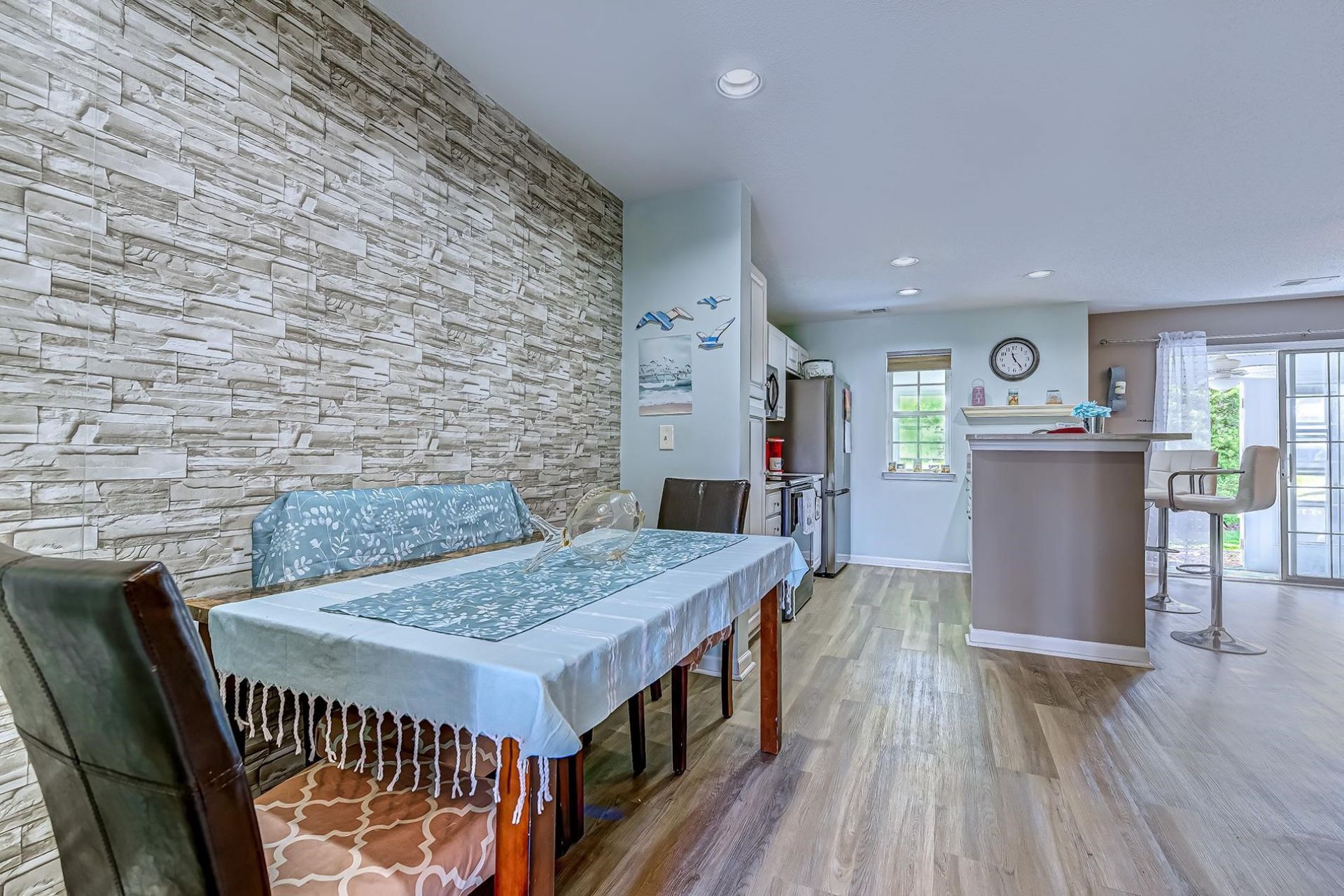 764 Wilshire Ln. Photo 14