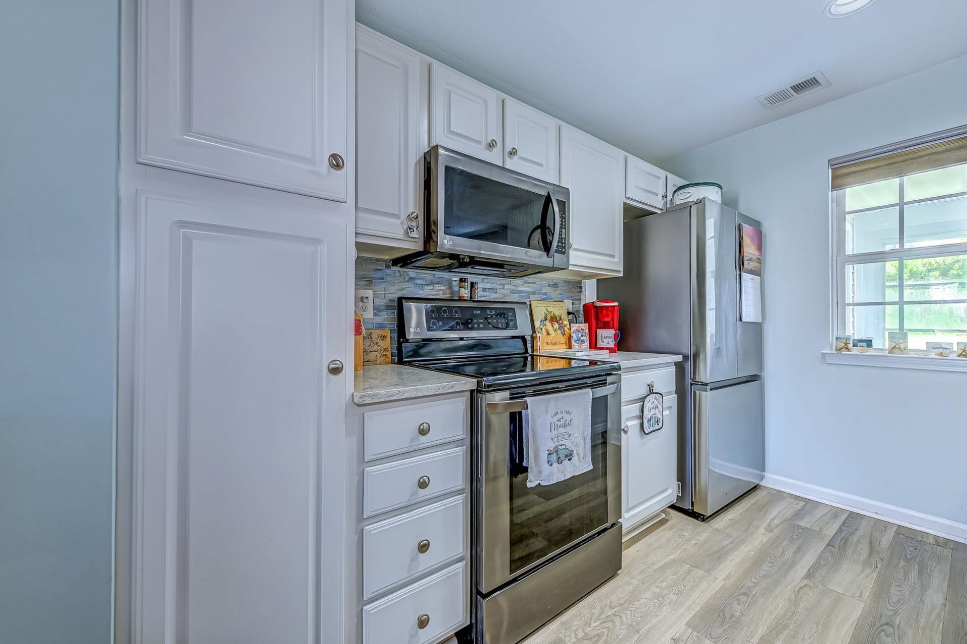 764 Wilshire Ln. Photo 16