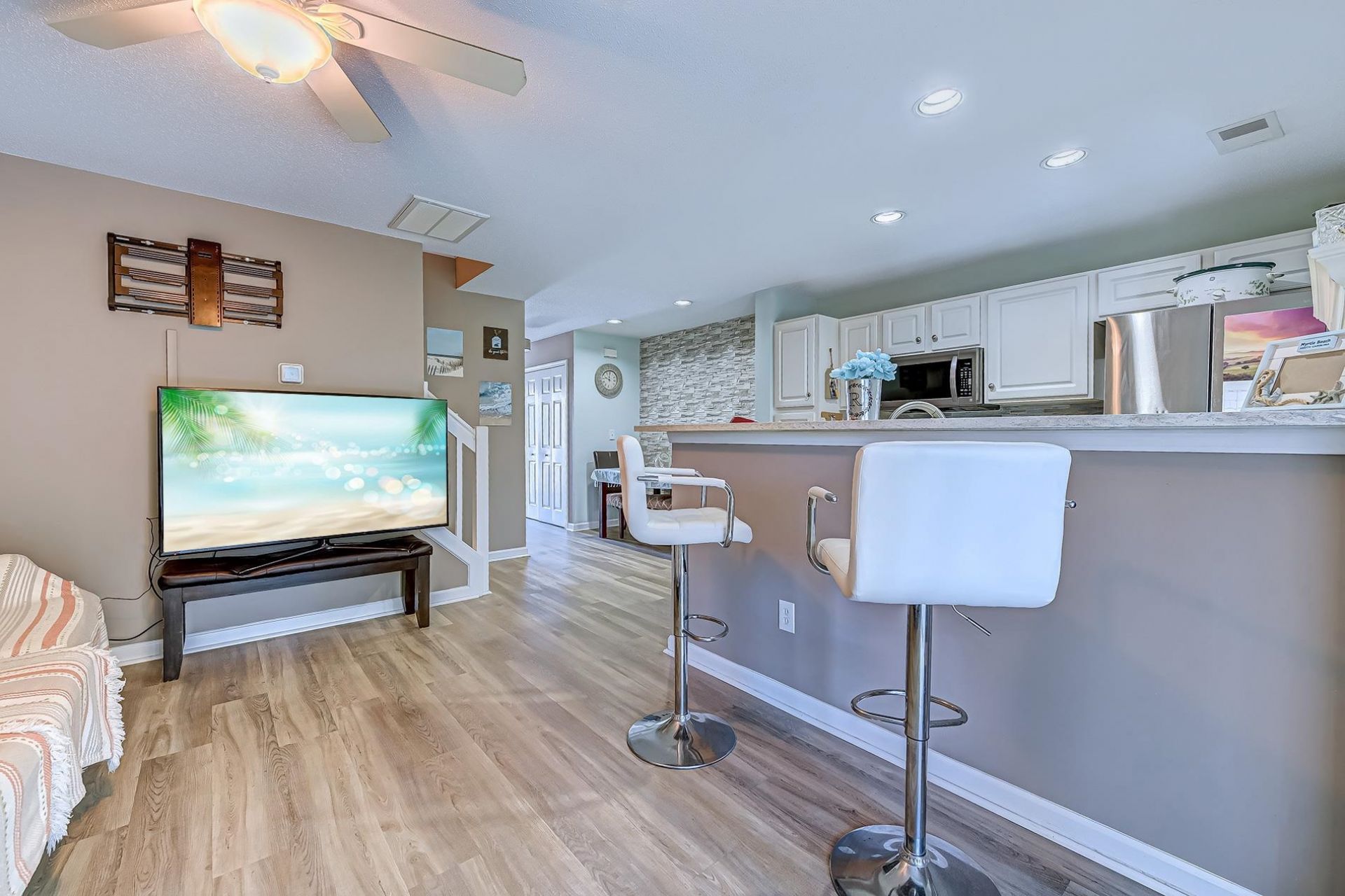 764 Wilshire Ln. Photo 20