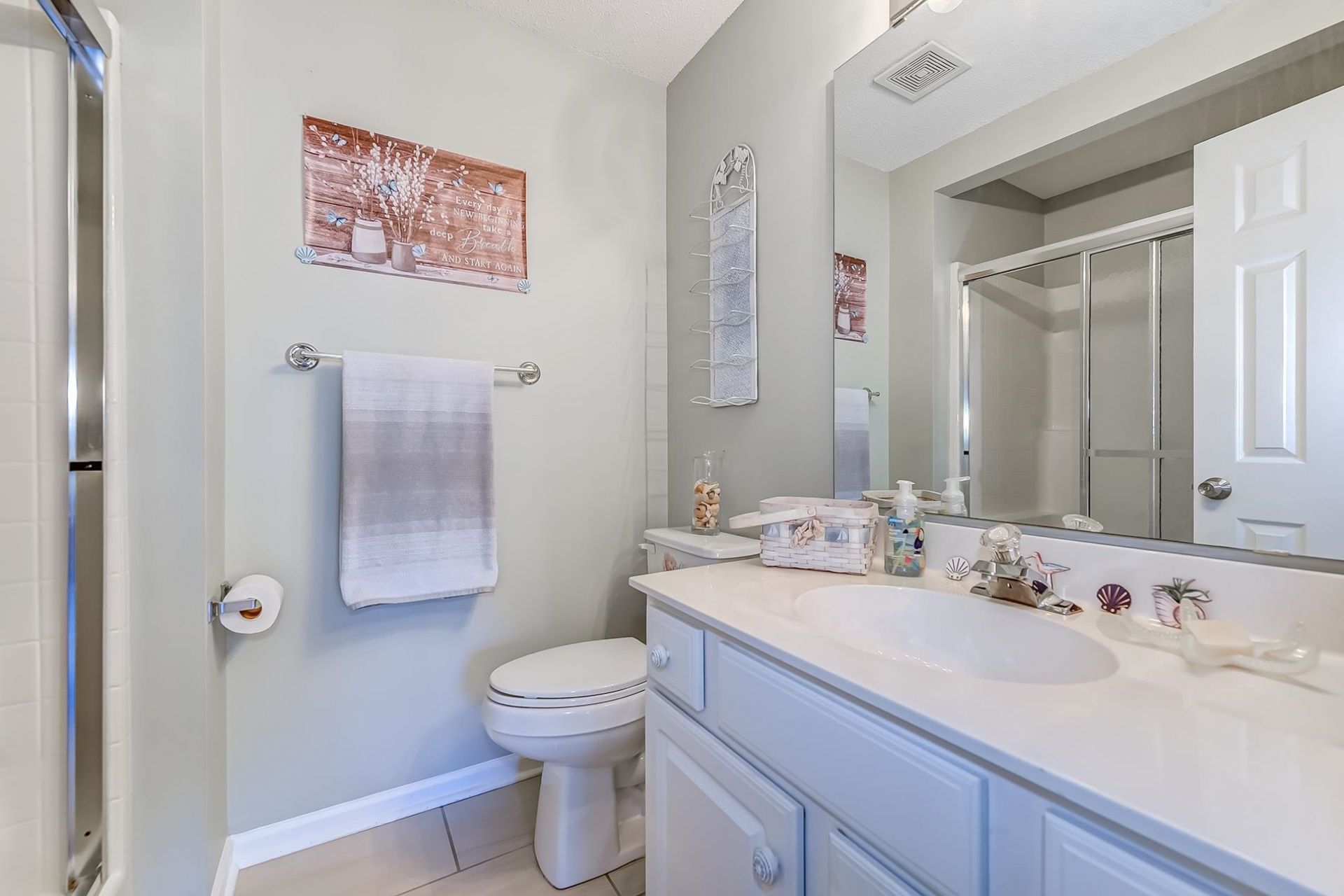 764 Wilshire Ln. Photo 8