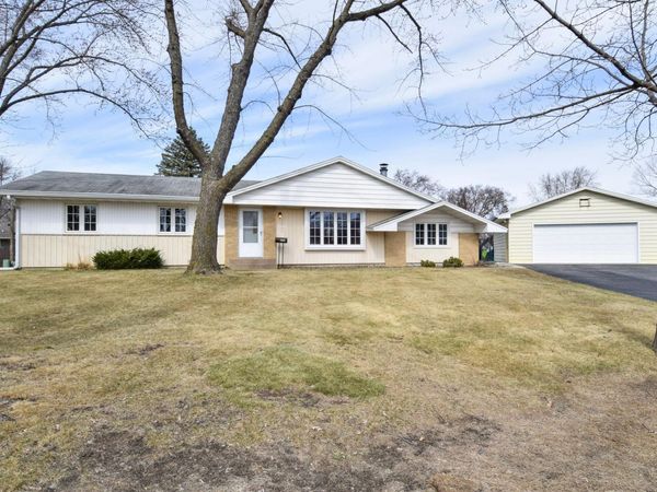 2249 113th Avenue NW, Coon Rapids, MN 55433