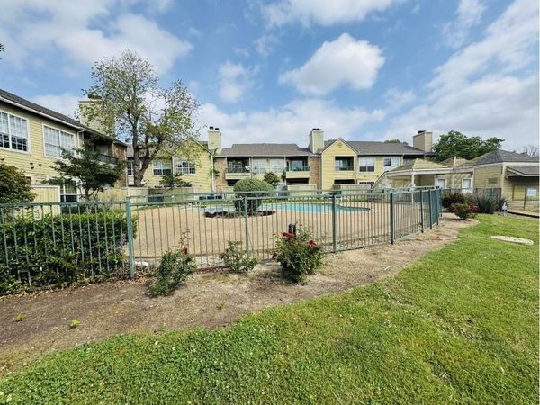 4113 Esters Road, Unit 603, Irving, TX 75038