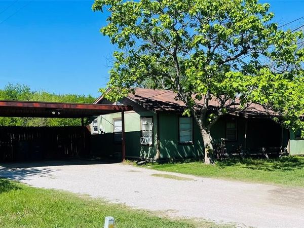 1402 Avenue J , Cisco, TX 76437