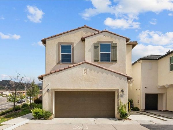 370 Campbell Court , Santa Paula, CA 93060