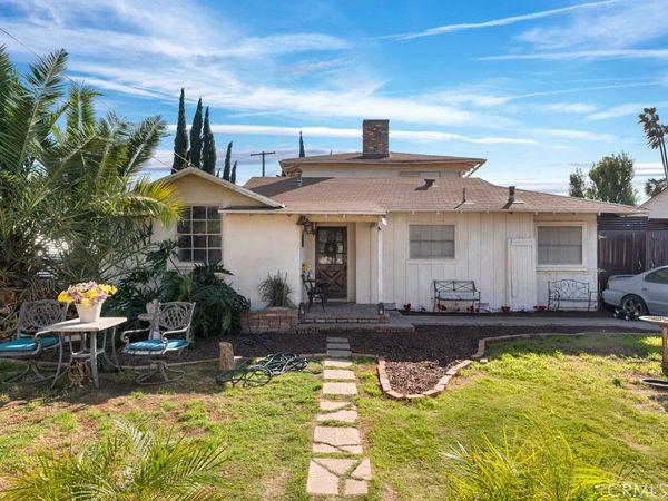 16638 Wyandotte, Lake Balboa, CA 91406