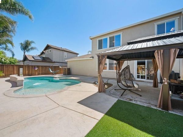 2350 Winchester Loop, Discovery Bay, CA 94505