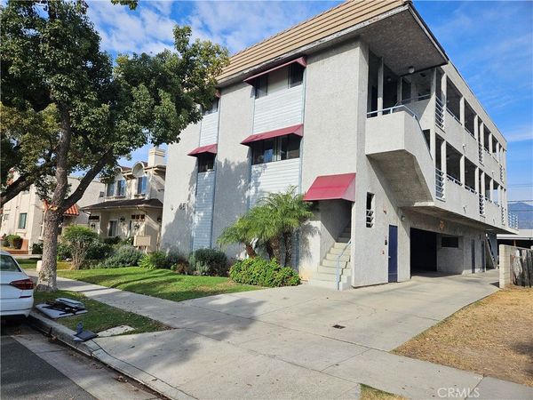 451 W Wilson, Unit 6, Glendale, CA 91203