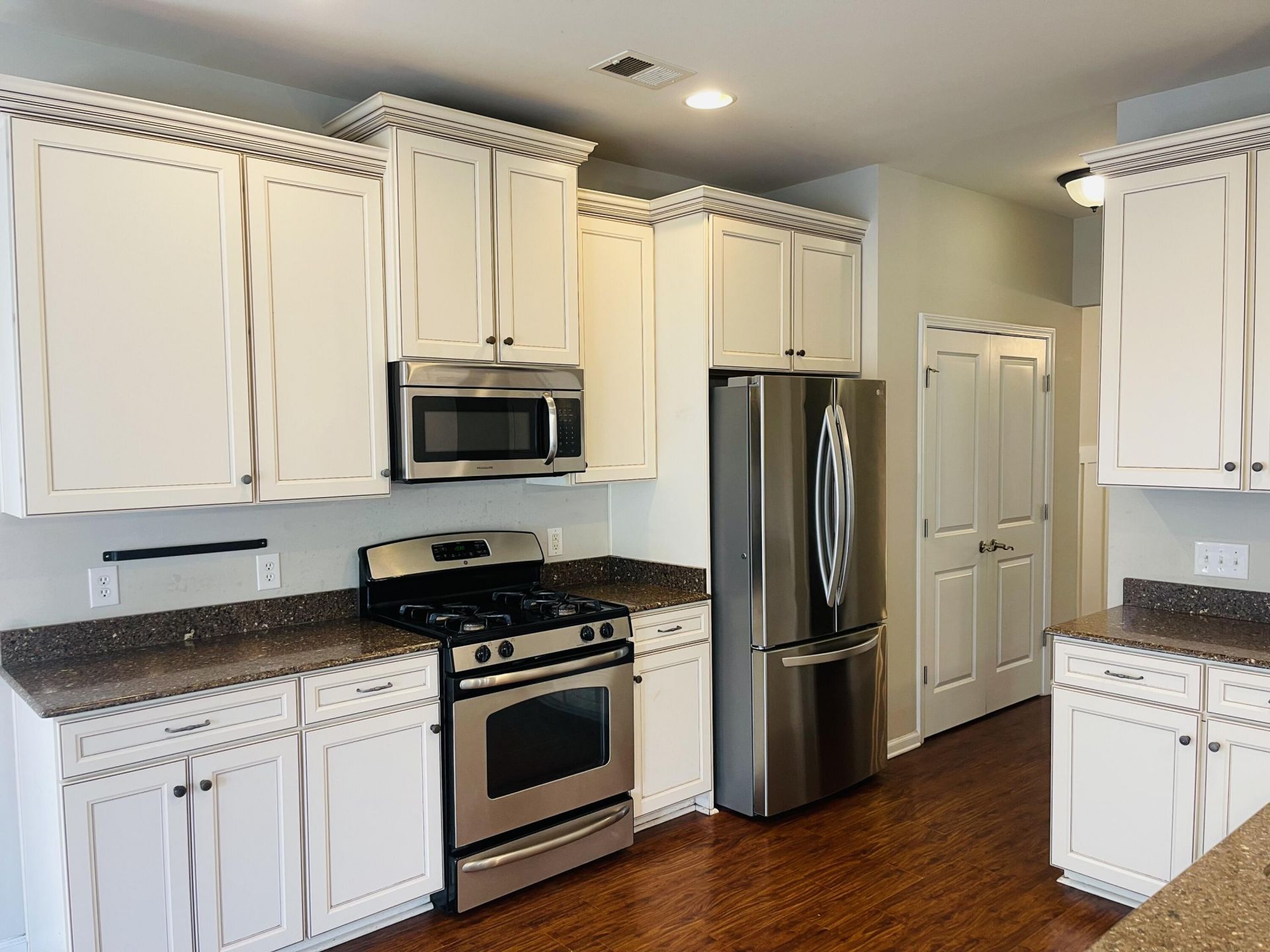 9638 S Liberty Meadows Drive Photo 5