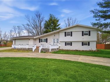 2535 Valdina Drive, Beavercreek, OH 45434