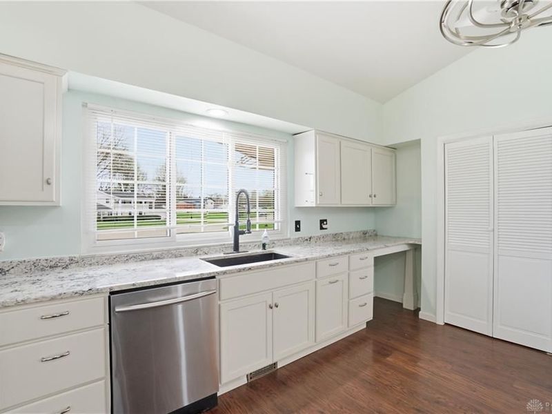 2535 Valdina Drive, Beavercreek, OH 45434 Photo 18