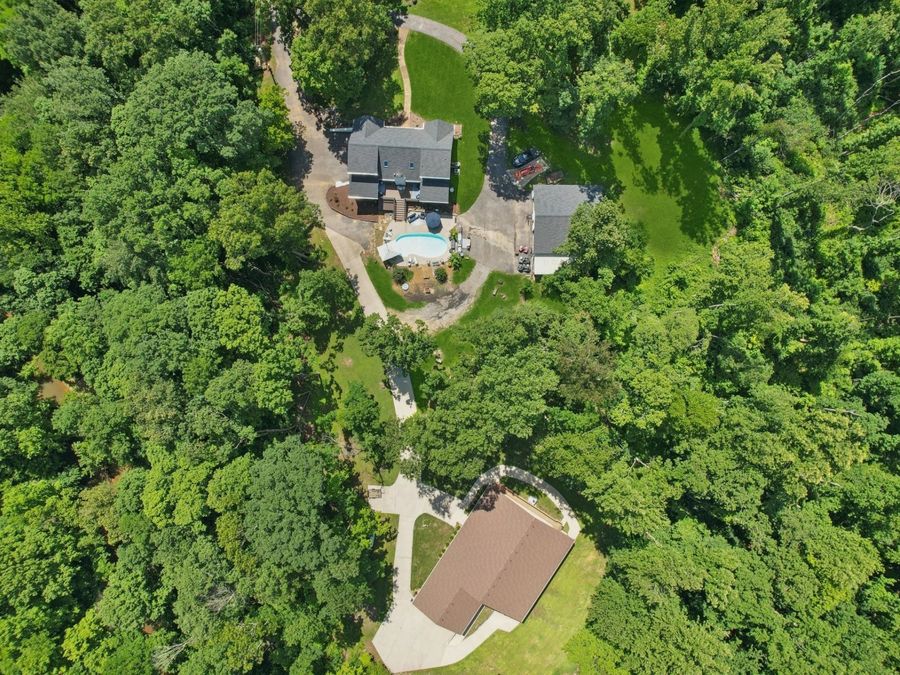 Property Image 100