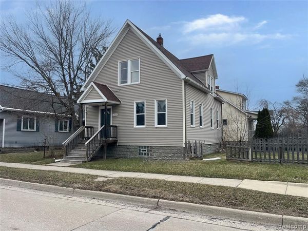 1203 Oak Street, Port Huron, MI 48060
