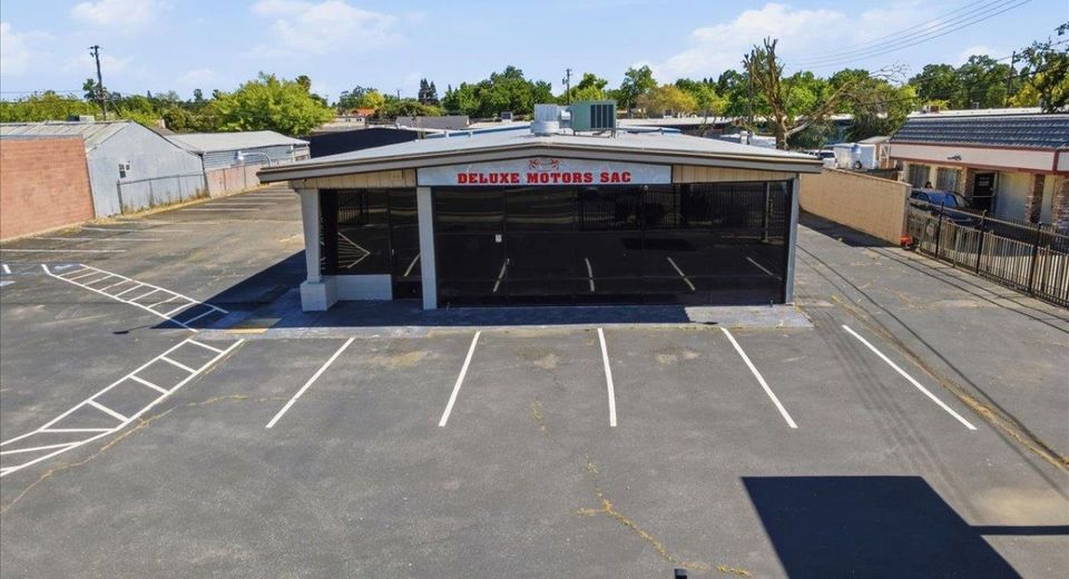 4554 Auburn Blvd, Sacramento, CA 95841 Photo