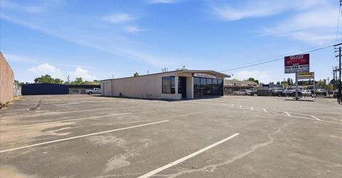 4554 Auburn Blvd, Sacramento, CA 95841 Photo