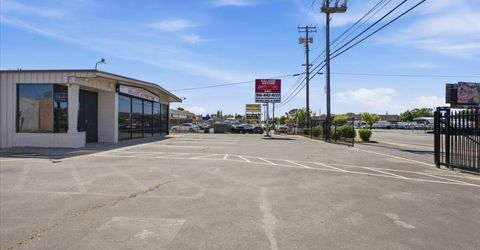 4554 Auburn Blvd, Sacramento, CA 95841 Photo