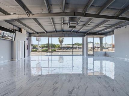 4554 Auburn Blvd, Sacramento, CA 95841 Photo