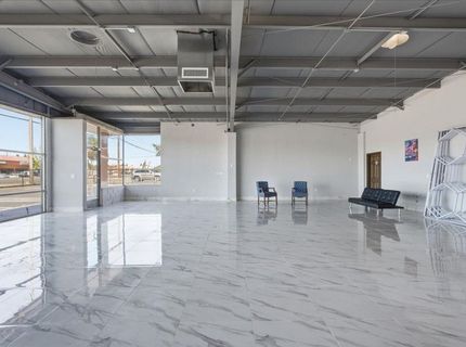 4554 Auburn Blvd, Sacramento, CA 95841 Photo