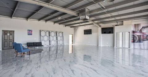 4554 Auburn Blvd, Sacramento, CA 95841 Photo