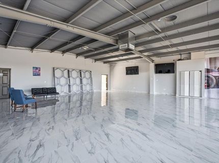 4554 Auburn Blvd, Sacramento, CA 95841 Photo