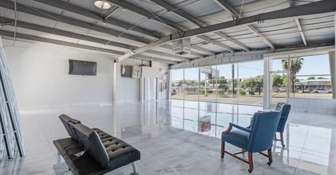 4554 Auburn Blvd, Sacramento, CA 95841 Photo