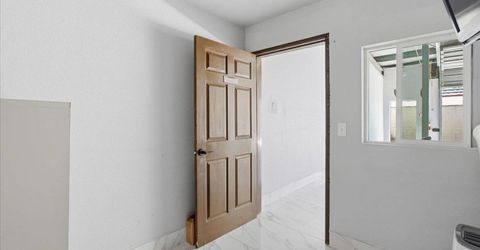 4554 Auburn Blvd, Sacramento, CA 95841 Photo