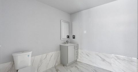 4554 Auburn Blvd, Sacramento, CA 95841 Photo