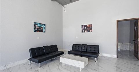 4554 Auburn Blvd, Sacramento, CA 95841 Photo