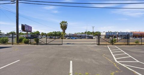 4554 Auburn Blvd, Sacramento, CA 95841 Photo