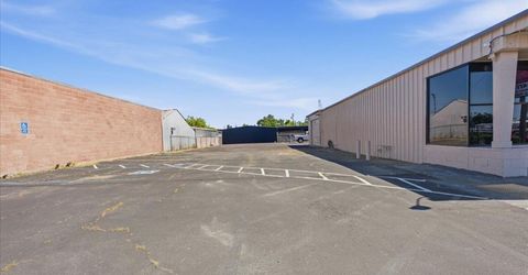 4554 Auburn Blvd, Sacramento, CA 95841 Photo