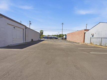 4554 Auburn Blvd, Sacramento, CA 95841 Photo