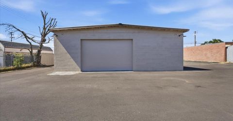 4554 Auburn Blvd, Sacramento, CA 95841 Photo