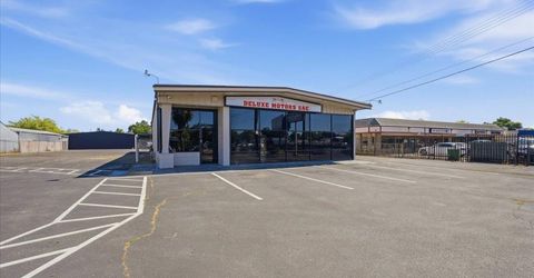 4554 Auburn Blvd, Sacramento, CA 95841 Photo