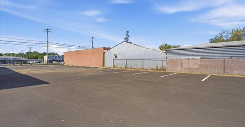 4554 Auburn Blvd, Sacramento, CA 95841 Photo