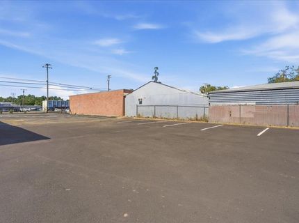 4554 Auburn Blvd, Sacramento, CA 95841 Photo