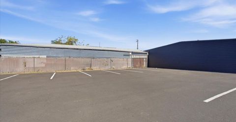 4554 Auburn Blvd, Sacramento, CA 95841 Photo