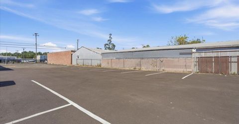 4554 Auburn Blvd, Sacramento, CA 95841 Photo