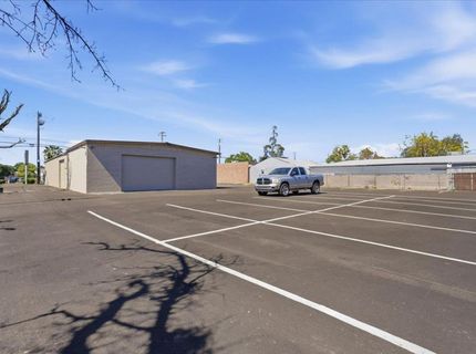 4554 Auburn Blvd, Sacramento, CA 95841 Photo