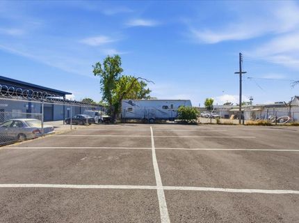 4554 Auburn Blvd, Sacramento, CA 95841 Photo