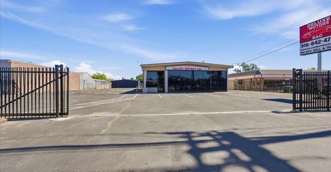 4554 Auburn Blvd, Sacramento, CA 95841 Photo