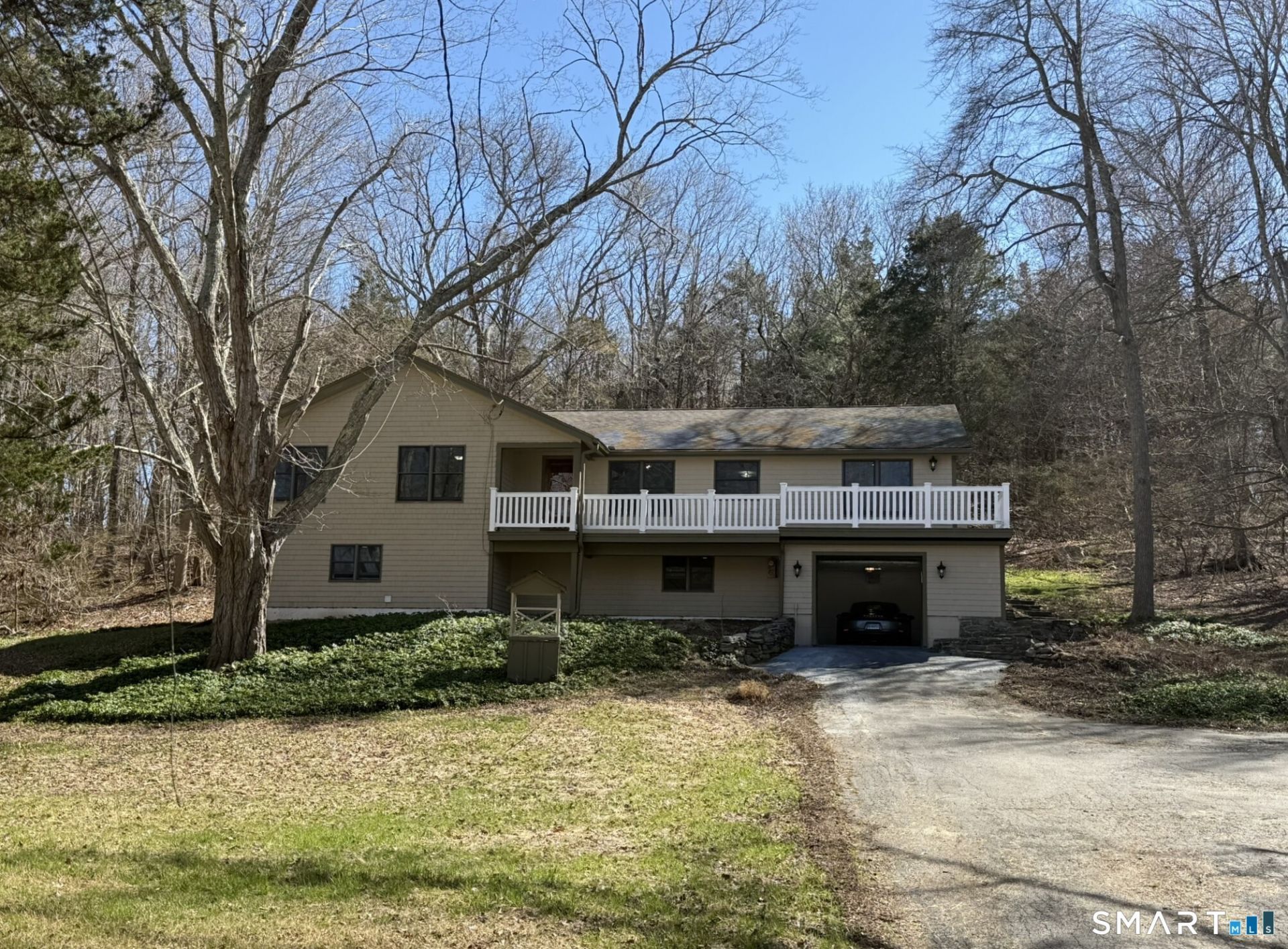 110 Town Woods, Lyme, CT 06371 Main Photo