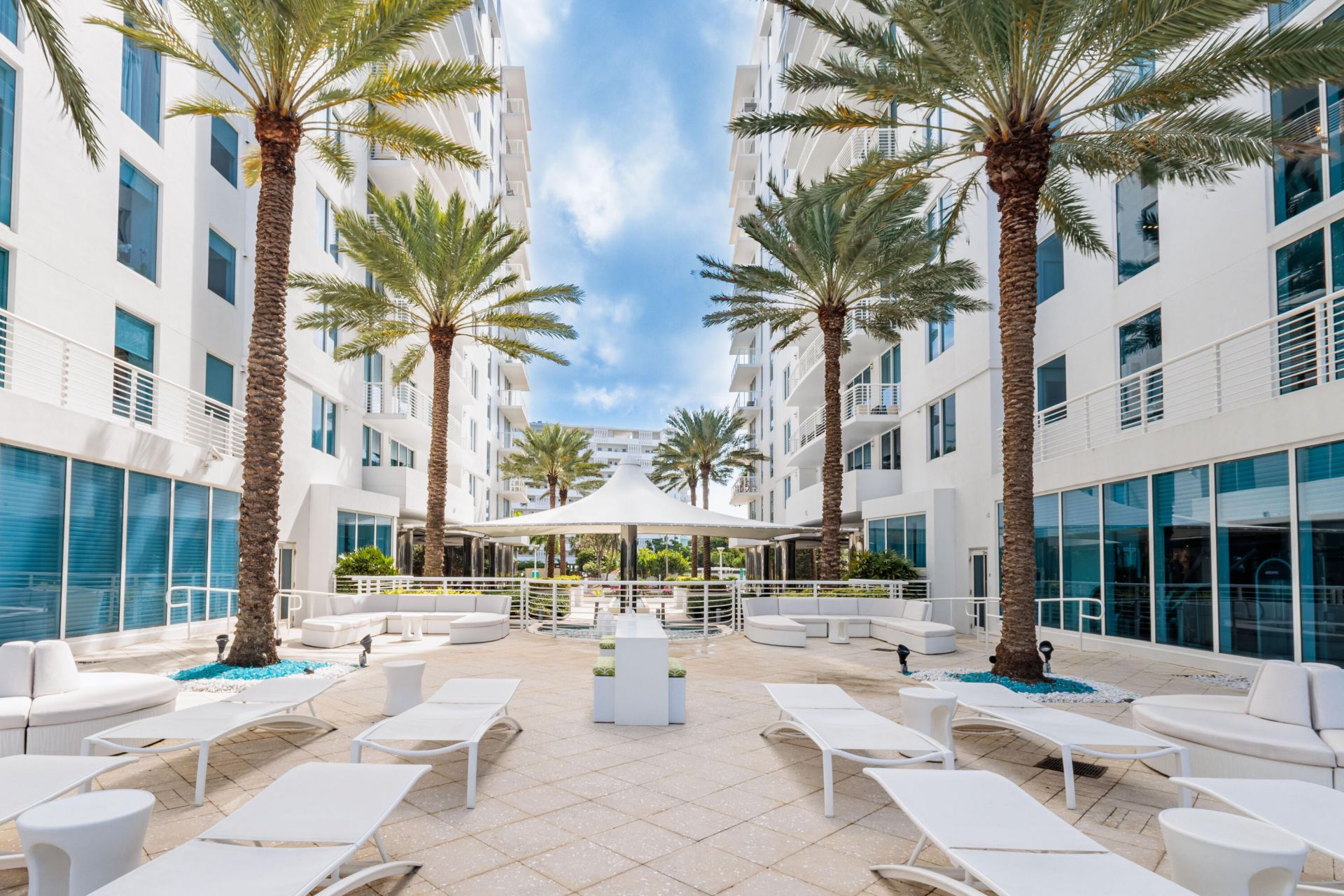 2821 N Ocean Boulevard, Unit 405s, Fort Lauderdale, FL 33308 Photo