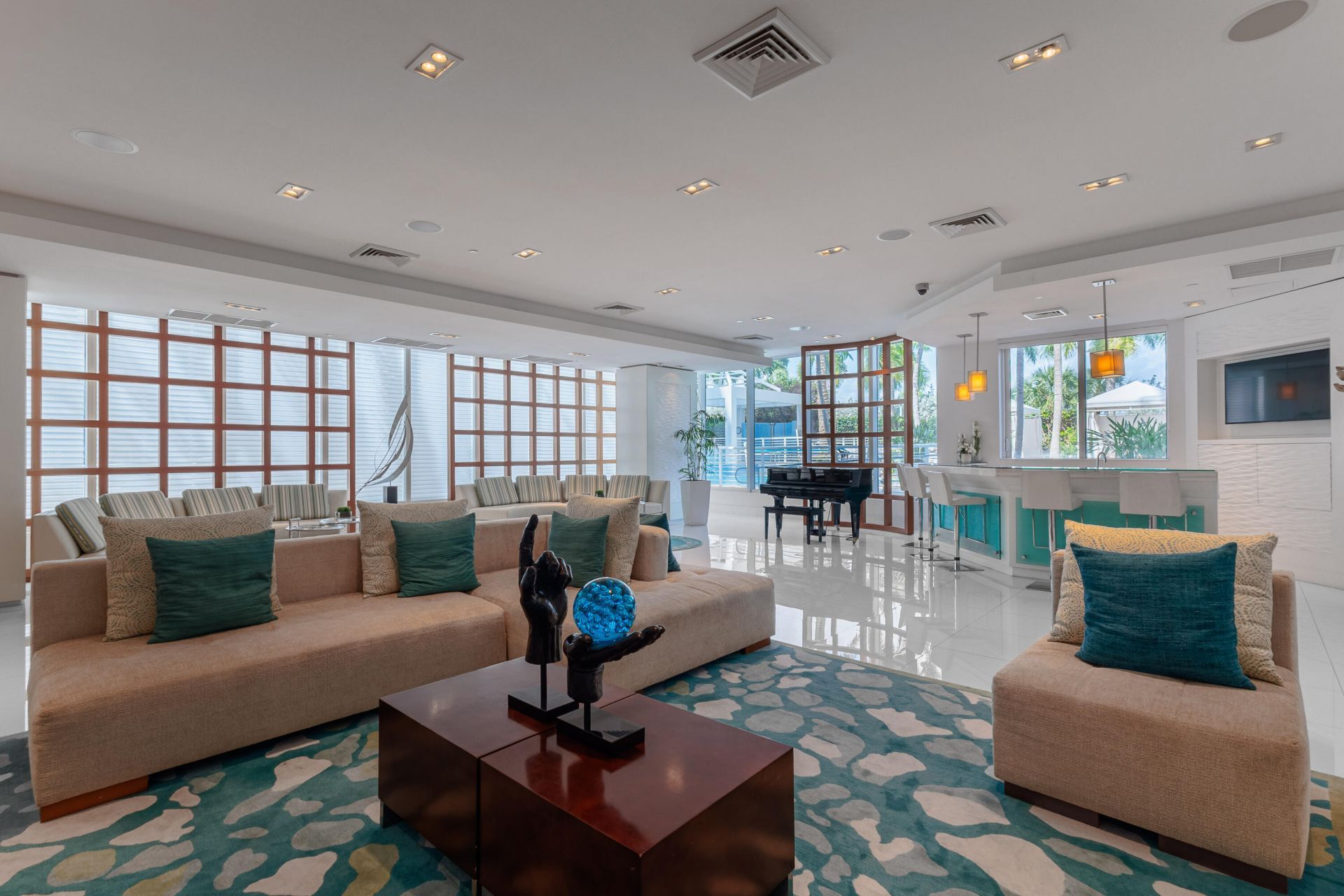 2821 N Ocean Boulevard, Unit 405s, Fort Lauderdale, FL 33308 Photo