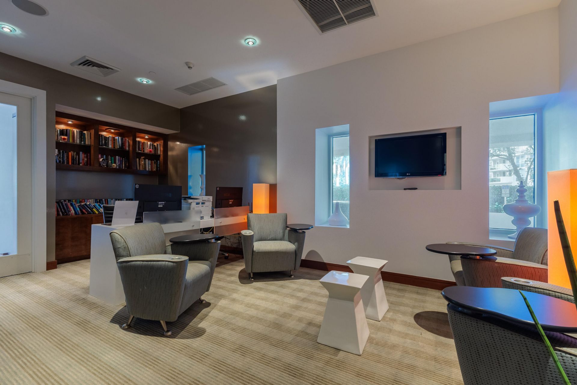 2821 N Ocean Boulevard, Unit 405s, Fort Lauderdale, FL 33308 Photo