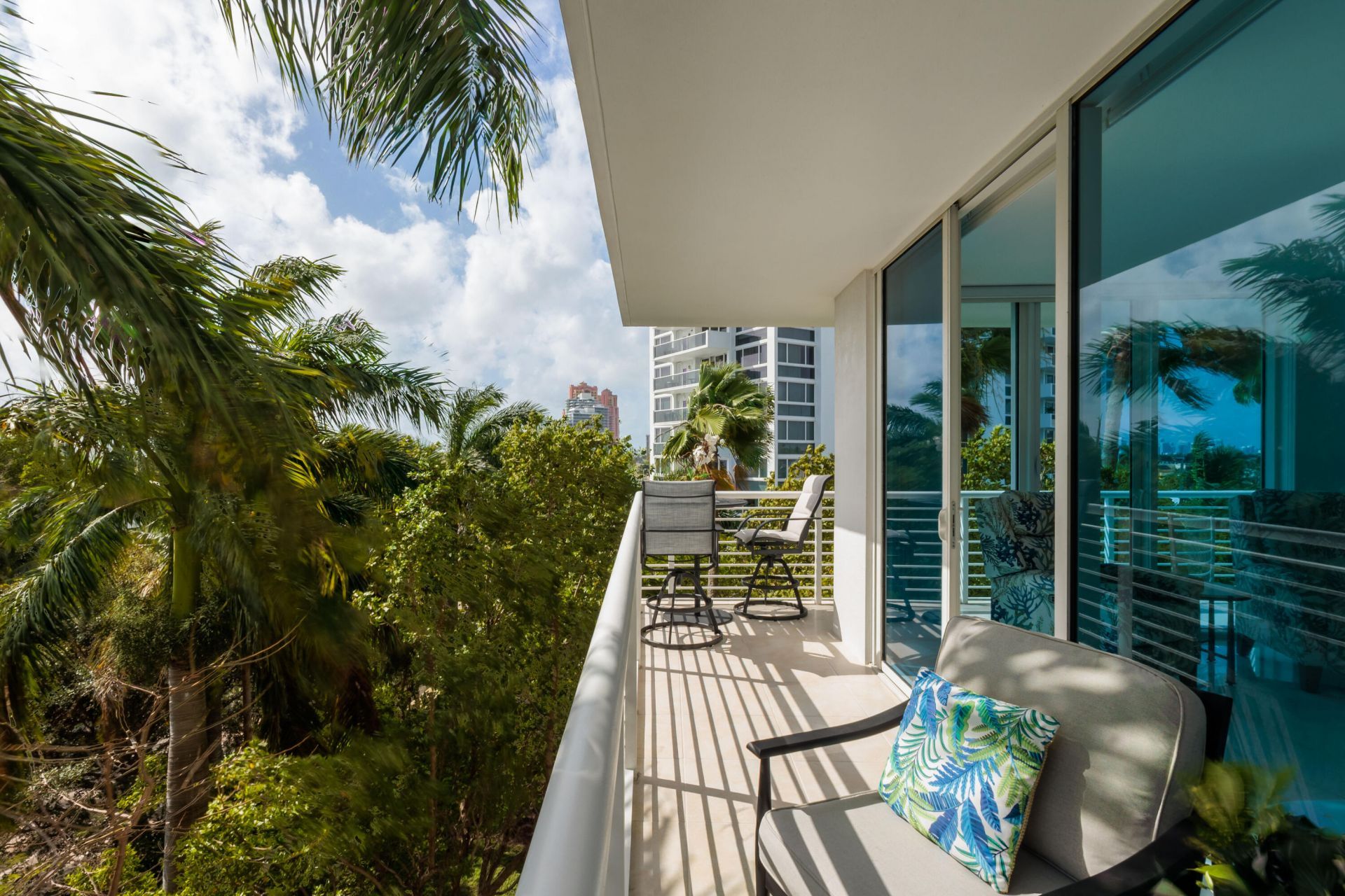 2821 N Ocean Boulevard, Unit 405s, Fort Lauderdale, FL 33308 Photo