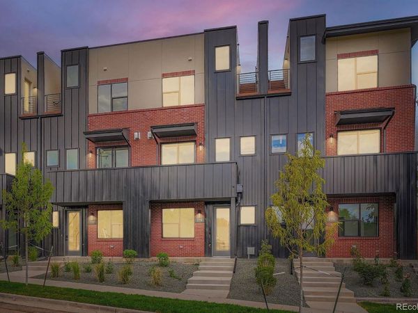 2128 Applewood Drive , Lakewood, CO 80215