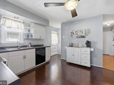 129 E MAPLE AVENUE, BROOKHAVEN, PA 19015