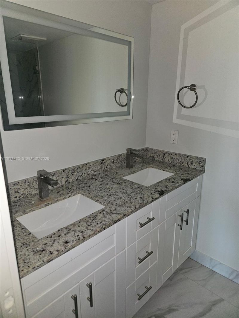 488 NE 18th Ave, Unit 103, Homestead, FL 33033 Photo