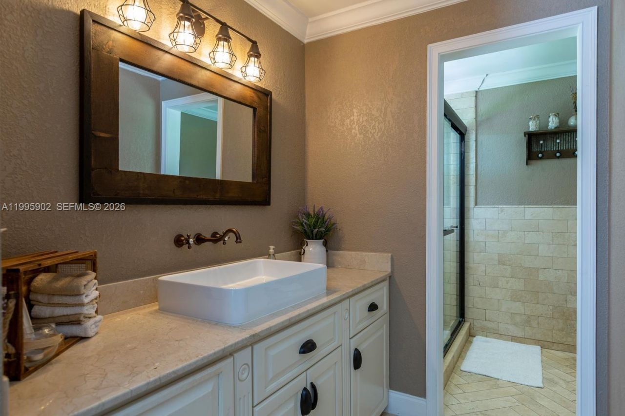 1190 SW 108th Way , Davie, FL 33324 Photo