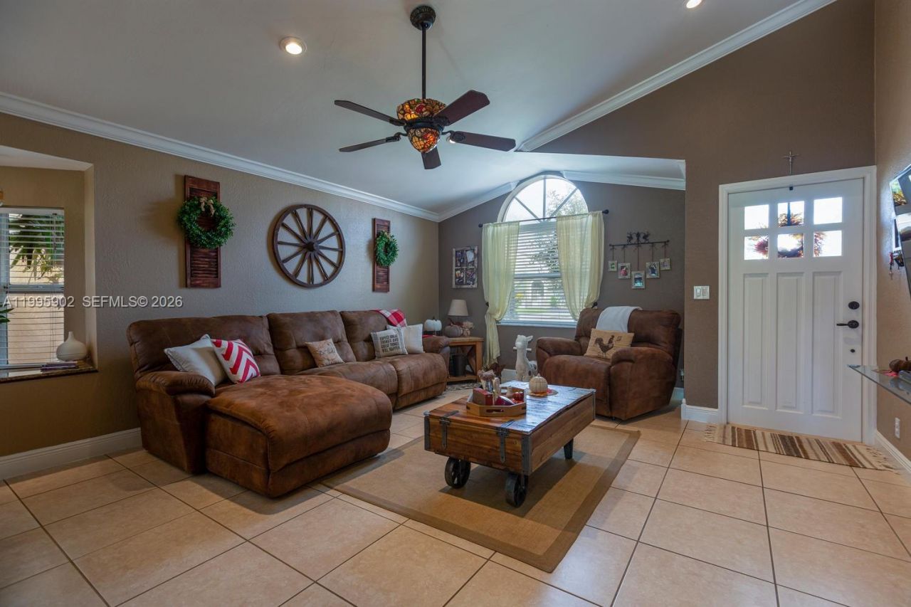 1190 SW 108th Way , Davie, FL 33324 Photo