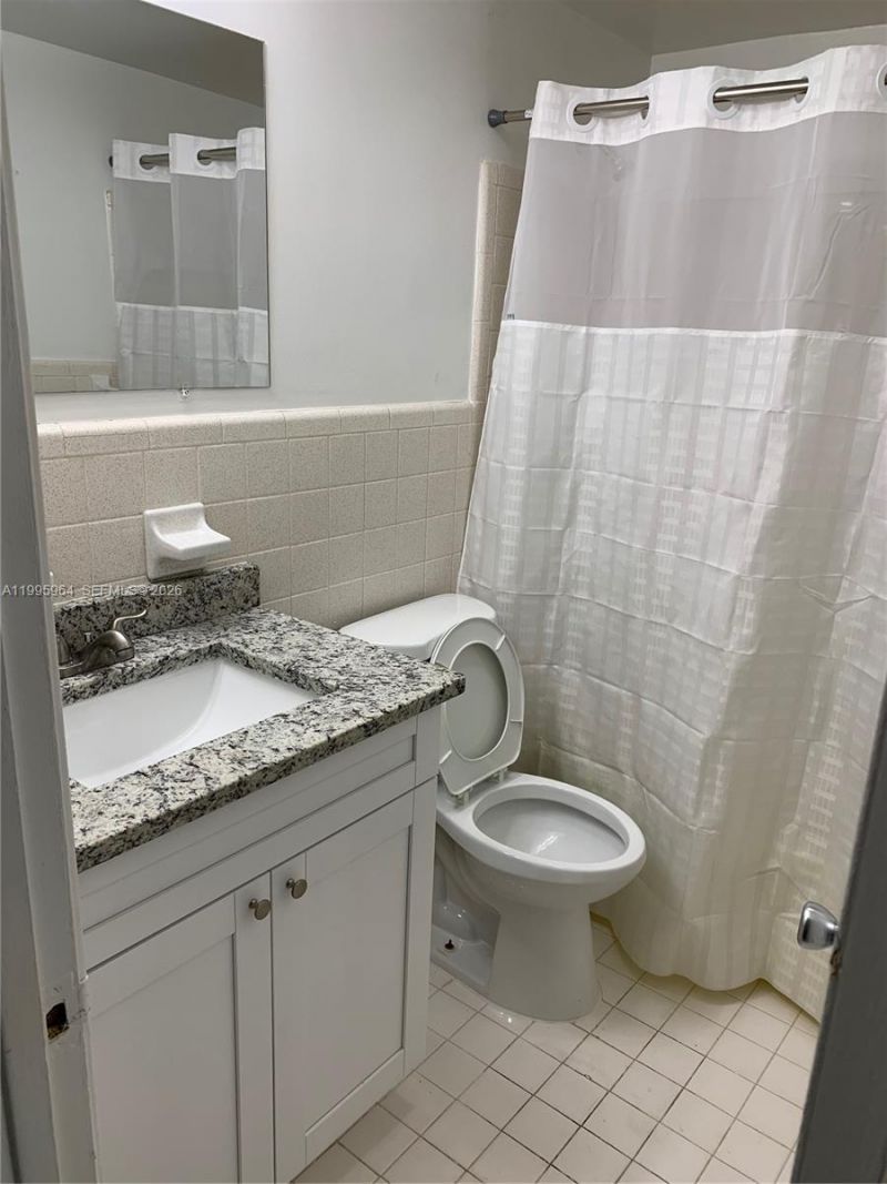 1017 SE 22nd Ave, Unit 105, Pompano Beach, FL 33062 Photo
